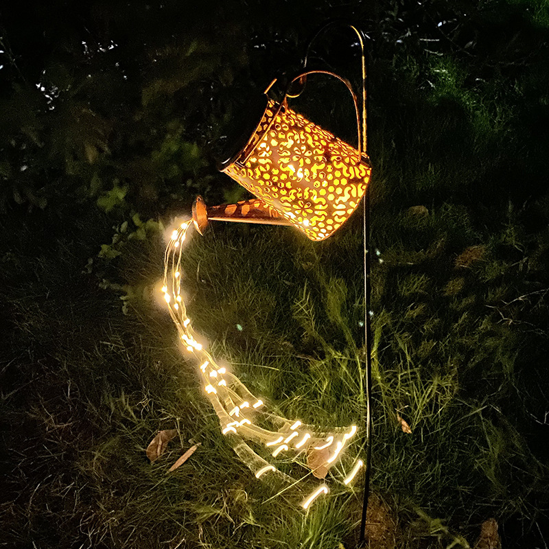 热销太阳能镂空洒水壶 户外庭院装饰景观灯 铁艺牧羊勾地插灯推荐