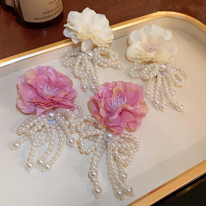 1 Pair Fashion Flower Artificial Pearl Cloth Pearl Womenu0027S Drop Earrings