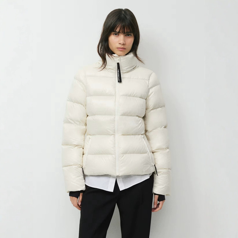 Aritzia New Winter 6-Panel Slim-Fit Hooded Warm Glossy White Goose Down Jacket