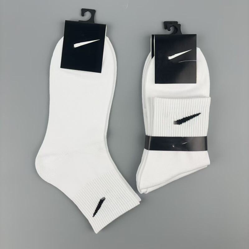 Suwan Nakes Four Seasons Mid-Calf Black and White Sports Socks Hook Men's and Women's Boat Socks Short Flat Socks