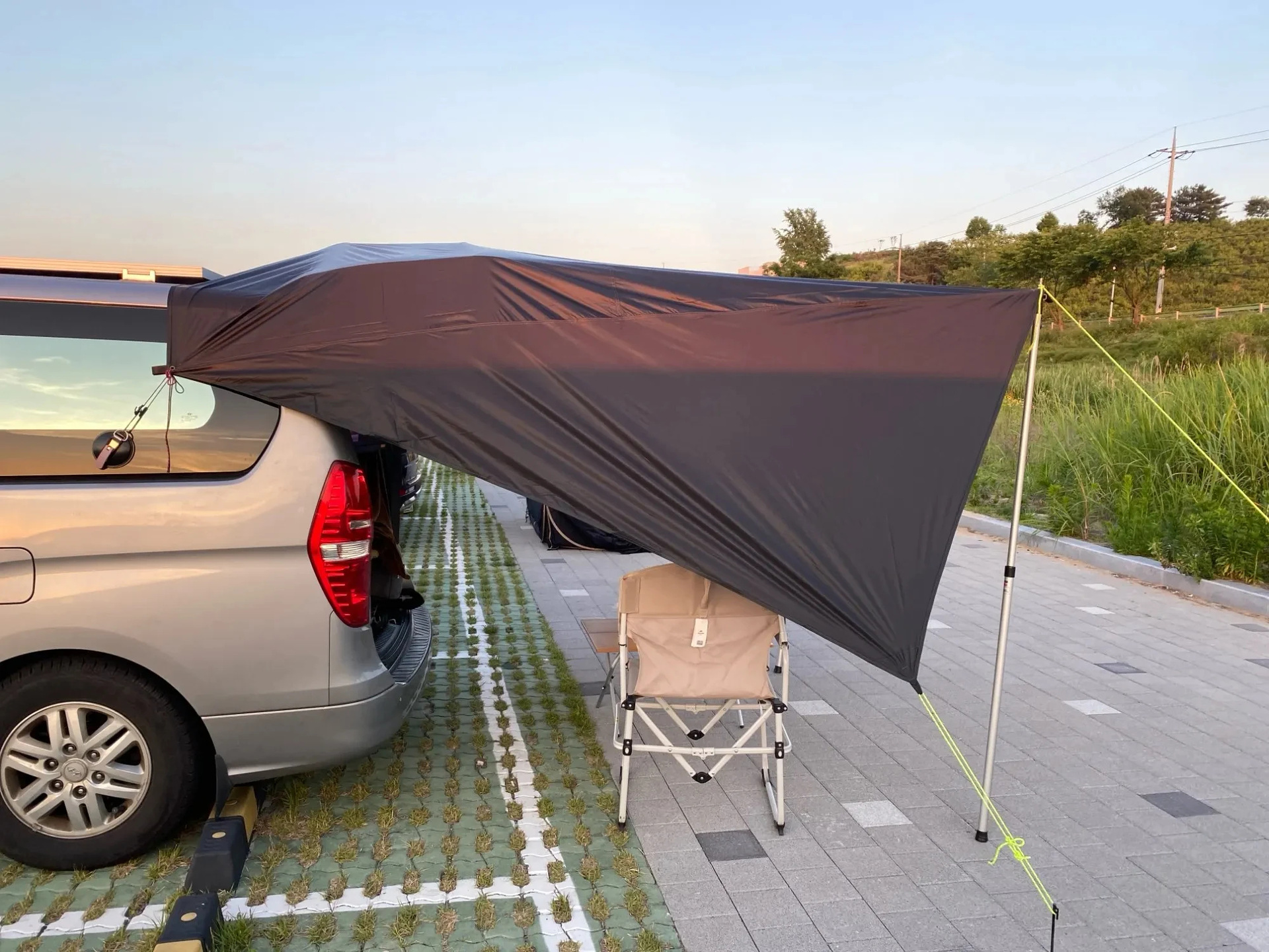 Car Side Canopy Tent Suv Black Glue Sunscreen Sunshade for Road Trips Outdoor Picnic Portable Universal Car Side Tent
