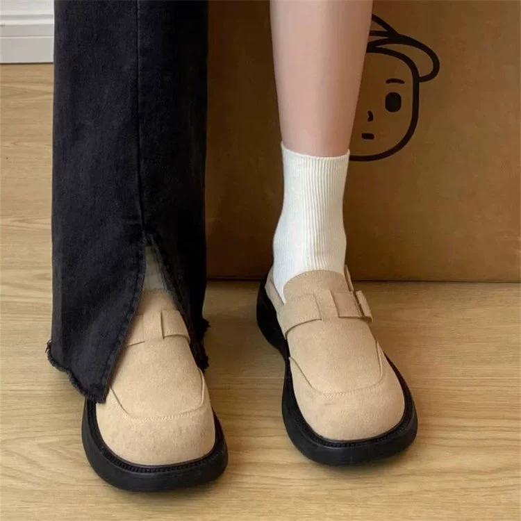 Туфли Мэри Джейн в ретро-стиле для миниатюрных женщин, увеличивающие рост, весенне-осенние кроссовки в британском стиле 2024 года для женщин, высокая эстетическая ценность.