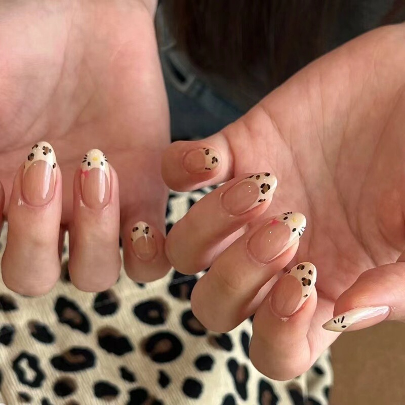 Handmade Wear Armor Cute Leopard Kitty Atmosphere New Style Simple All-match Ins French Style Elegant High-end Sense Handmade Wear Armor Cute Leopard Kitty Atmosphere New Style Simple All-match Ins French Style Elegant High-end Sense