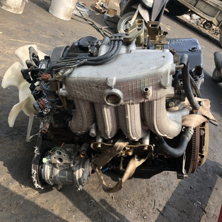 Suitable for Mitsubishi Changfeng Cheetah Black King Kong 4G63.4G64.4G69 Pajero 6G72.V73 Engine