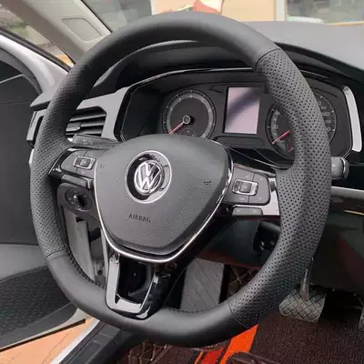 Volkswagen Lavida Steering Wheel Cover Leather Hand-stitched Tuguan L Tuyue Santana Sagitar Lingdu Magotan Tanyue Baolai (Steering wheel cover) - black-leather-and-black-lines-with-holes-on-both-sides-default-items