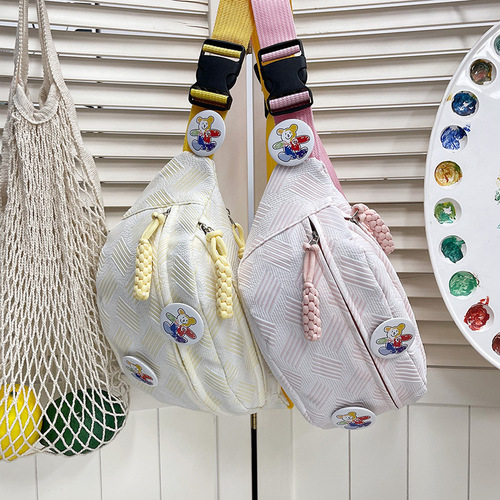 Minimalist casual Instagram-style women's small fresh forest system crossbody bag sports chest bag niche student versatile waist bag