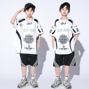 ��һ��ͯ���賱�����b���������L��ͯbboy�ݳ����ļ��ٸ�T��