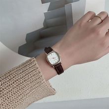 �ֱ�Ů���¿���ֵС�� ɭϵ���������p��Ԫ�W���h