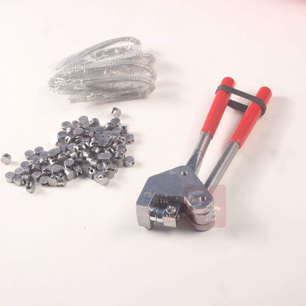 Набор типов экспорта: плоскогубцы для свинцовых пломб плюс свинцовая пломба плюс проволока QF-10008+10015.5, могут быть изготовлены различные спецификации.