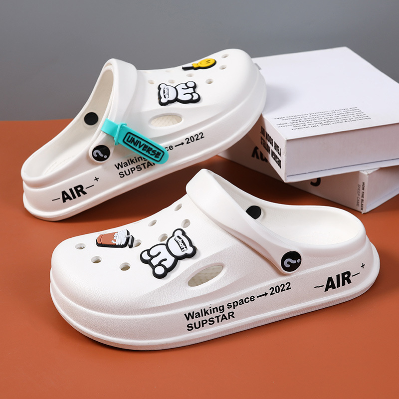 New Croc Shoes Summer Baotou Beach Slippers Home Outerwear Fashionable Non-Slip Durable Couples Men Wholesale