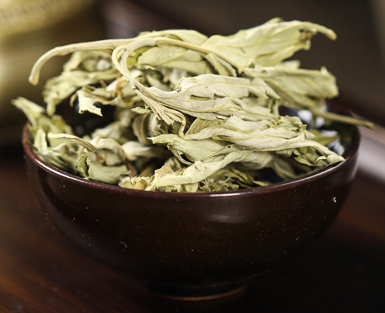 Ai Ye Huo Xiang Mugwort and Agastache Herb Combo 250g Bag Dried Aromatic Botanicals for Sachets and Traditional Use quality and texture