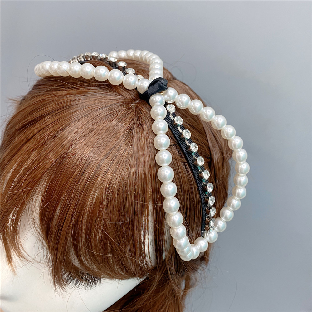 Oversized Bow-knot Pearl Hair Hoop Inlaid Diamonds display picture 1