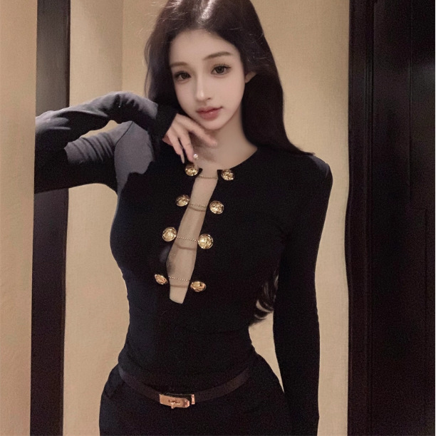 Elegant Chain Long-Sleeve Shirt for Women, Autumn Slim-Fit Hollow Design, Spicy Black Slimming Short Top 5616 Elegant Chain Long-Sleeve Shirt for Women, Autumn Slim-Fit Hollow Design, Spicy Black Slimming Short Top 5616