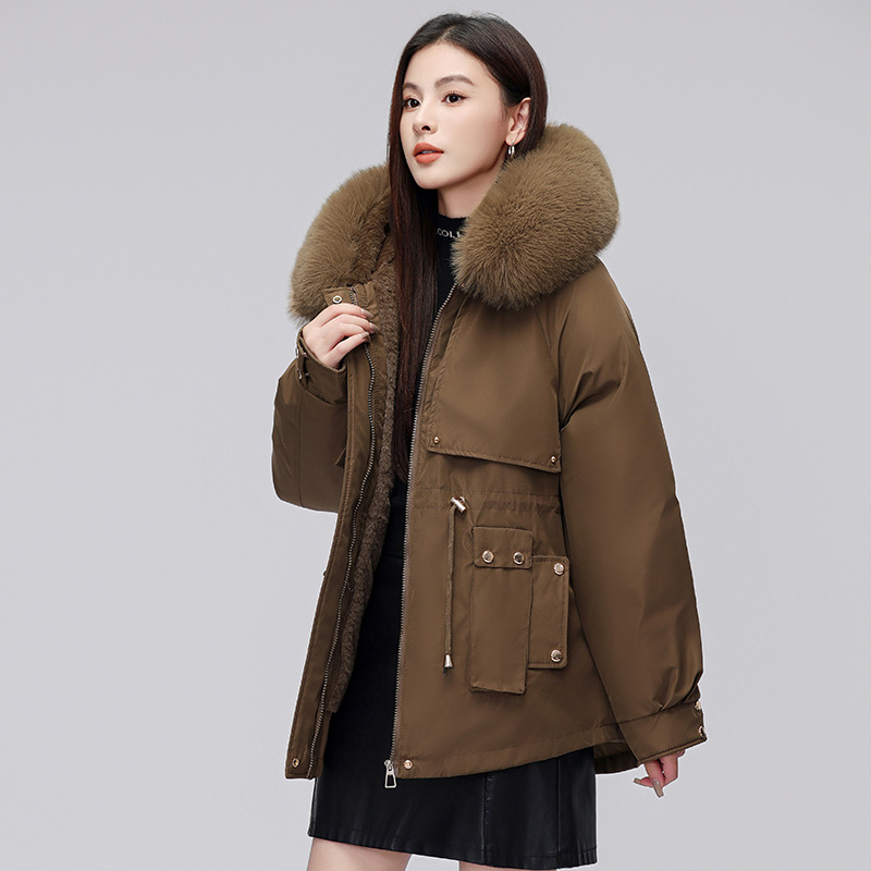 Comercio exterior corto para mujeres 2024 invierno nuevo estilo coreano plumón chaqueta de algodón gruesa y chaqueta caliente de lana grande
