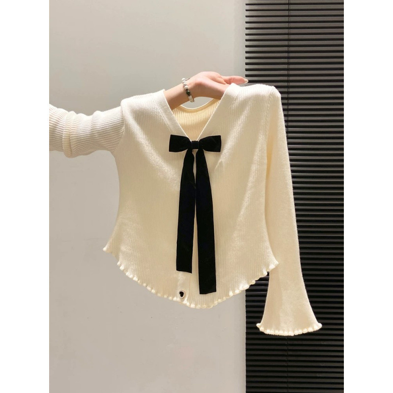 Ruffled Edge Bowknot V-Neck Long Sleeve Cardigan Knit Sweater for Women, Versatile and Youthful for Autumn and Winter Ruffled Edge Bowknot V-Neck Long Sleeve Cardigan Knit Sweater for Women, Versatile and Youthful for Autumn and Winter