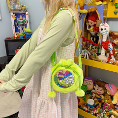 新商品の森系の小清新なぬいぐるみは女の子のアニメのひもを引きます。