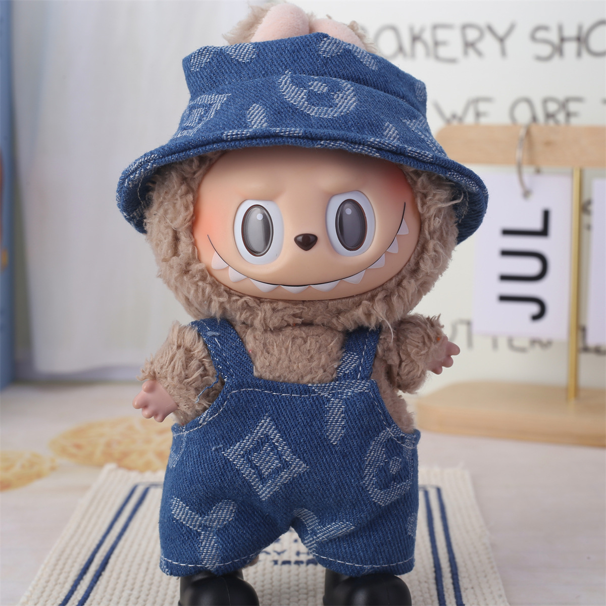 labubu可穿娃衣搪胶拉布布17cm公仔可爱换装休闲套装裙子毛绒衣服