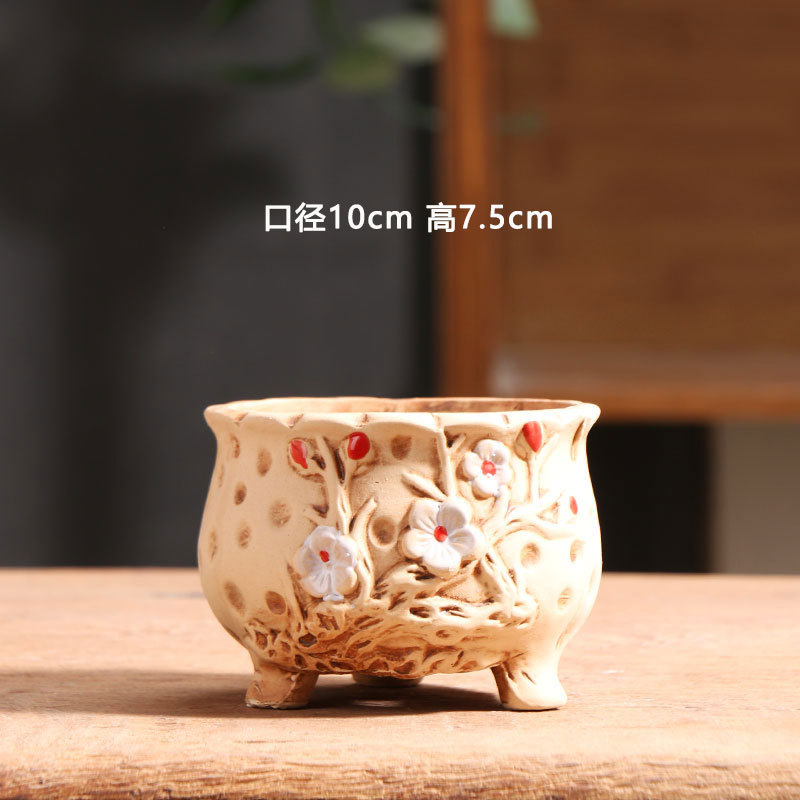 Una flor de ciruela en el estanque de loto