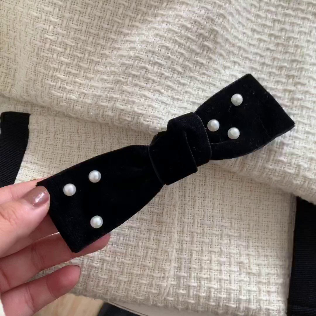 Fermaglio per capelli con fiocco in velluto di perle ~ Fermaglio per capelli piccolo in stile francese retrò nero Accessori per capelli eleganti di senso avanzato Copricapo_voghion.com