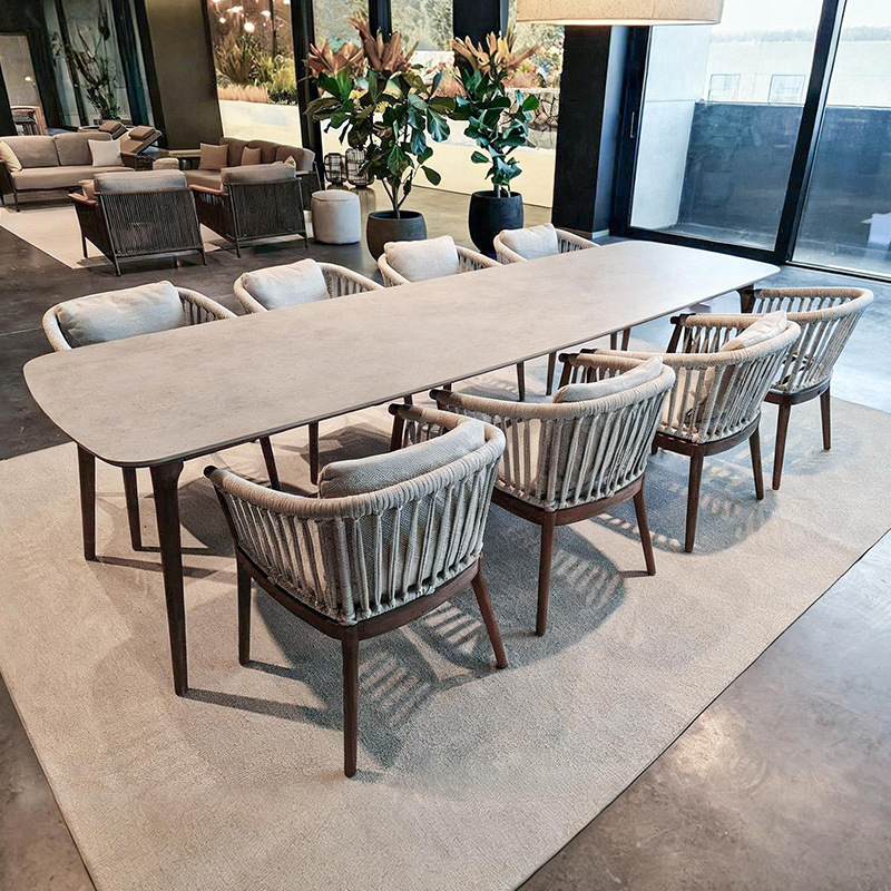 Mesa y silla de madera maciza al aire libre Jardín al aire libre Patio balcón impermeable y protección solar Hotel Villa terraza Mesa y silla de teca combinación
