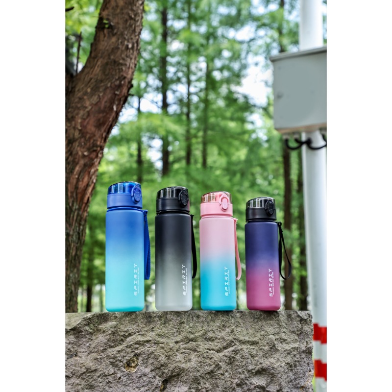 Nuevo taza de agua gradiente a prueba de fugas a prueba de caídas taza de agua portátil de gran capacidad para estudiantes kettle deportivo taza resistente al calor de alto valor facial
