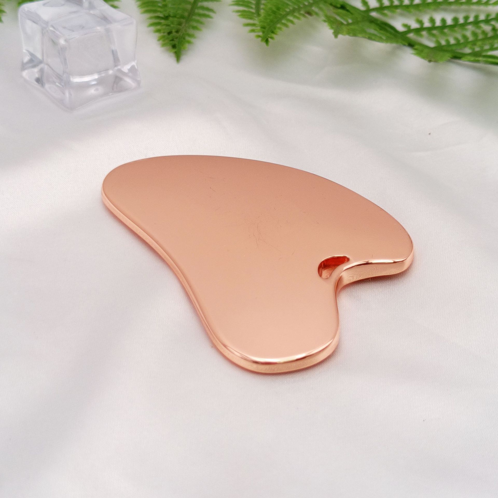 Tabla de raspado facial metálica, masaje en forma de corazón, ideal para cuello y cara, herramienta de belleza