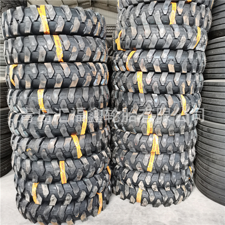 供应轮式挖掘机轮胎10.00-20NHS配内胎垫带成套