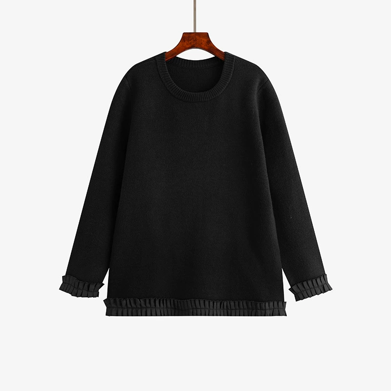 Winter knitted sweater for leisure with a round collar, plus size