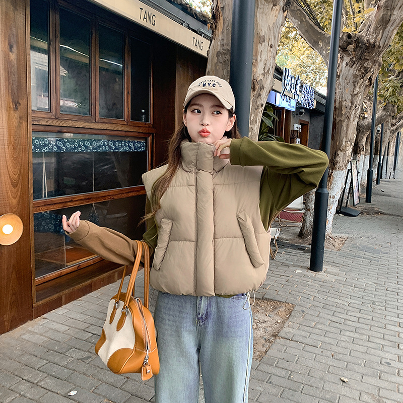 카키색