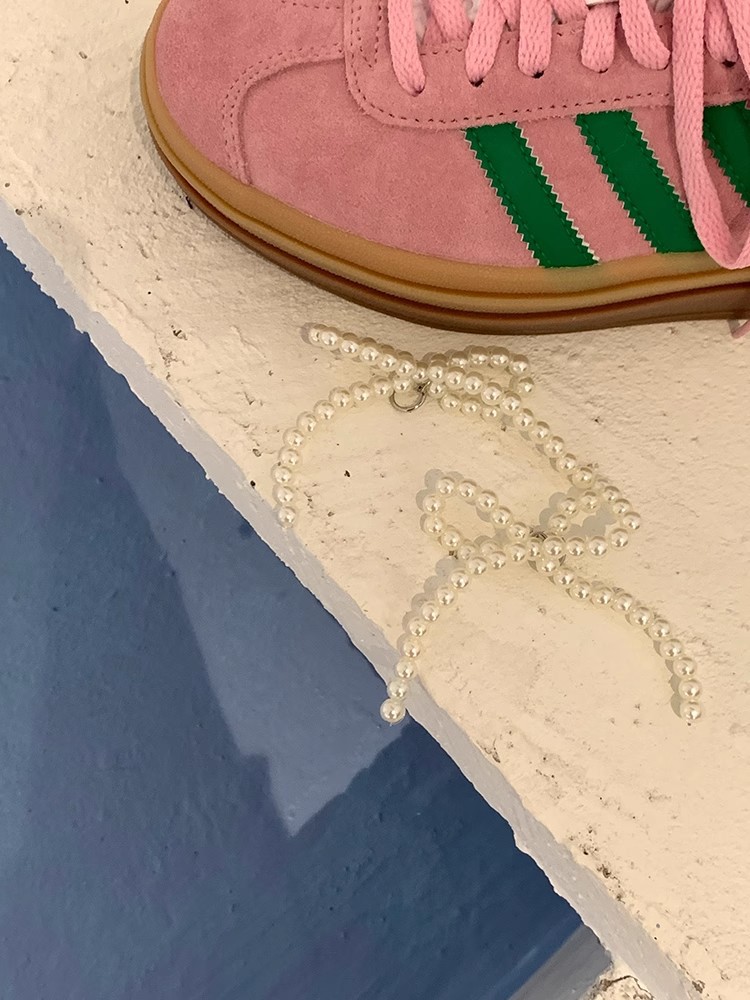 Ins Blogger Diy Pearl Butterfly Botón Bot