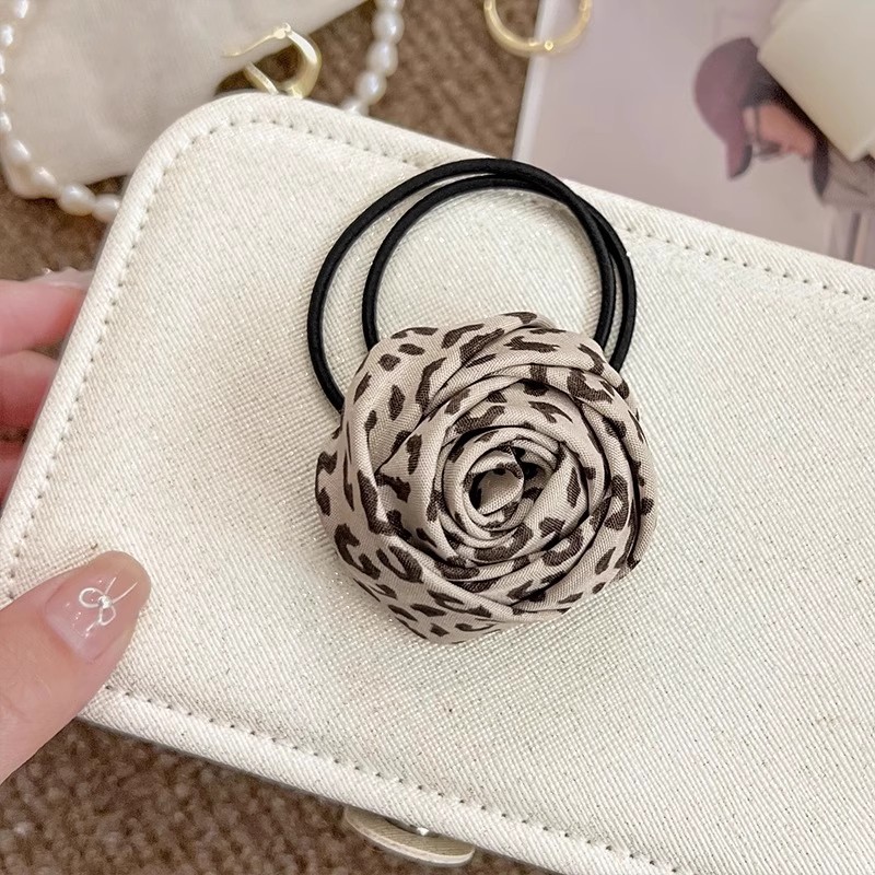 Otoño y invierno de 2025 nuevo anillo de pelo de leopardo de alta elasticidad, bolas de cabello, cuerdas de cabello sueltas, correa de goma grande