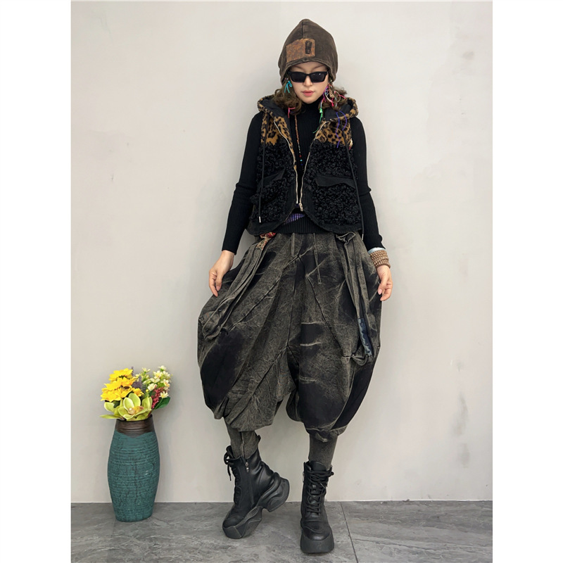 Personalidad de la moda leopardo retrógrado de algodón caliente con capuchón chaleco de algodón corto lámpara de calzado de invierno y otoño dos piezas para mujeres