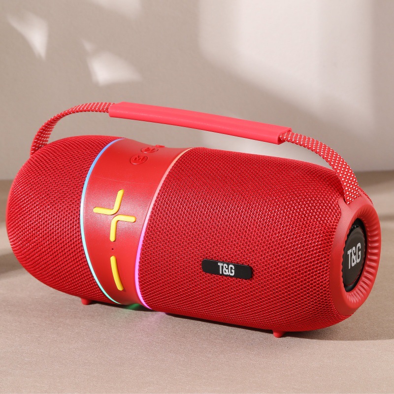 Explosión transfronteriza TG707 altavoz Bluetooth portátil tarjeta de enchufe impermeable al aire libre subwoofer dios de la guerra sonido de alta potencia