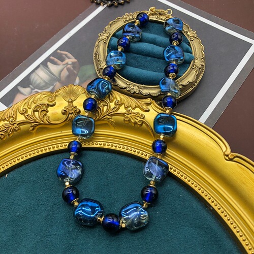 Second-hand Western accessories French blue enchantress ancient glazed high-end necklace with the same earring set for women