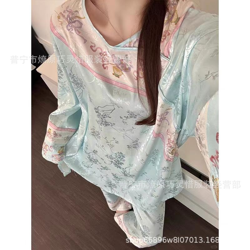 Pijama de verano nuevo hielo pantalones cortos de mangas cortas de dibujos animados KT gato coreano dormitorio de estudiantes ropa delgada set