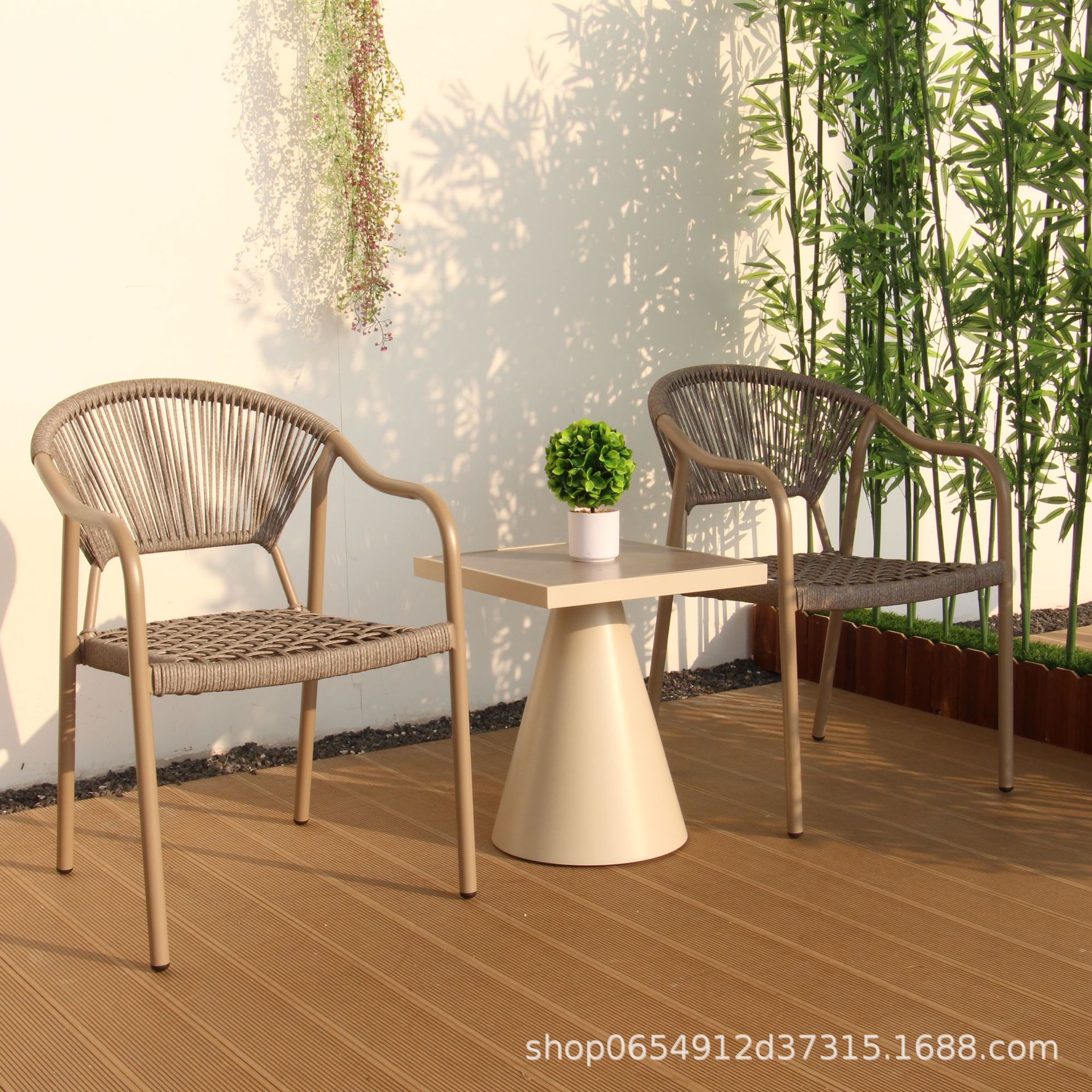 Mesa de centro redonda al aire libre nórdica mesa de negociación combinada patio balcón mesa de centro de ratán mesa de centro pequeña creativa muebles de hotel