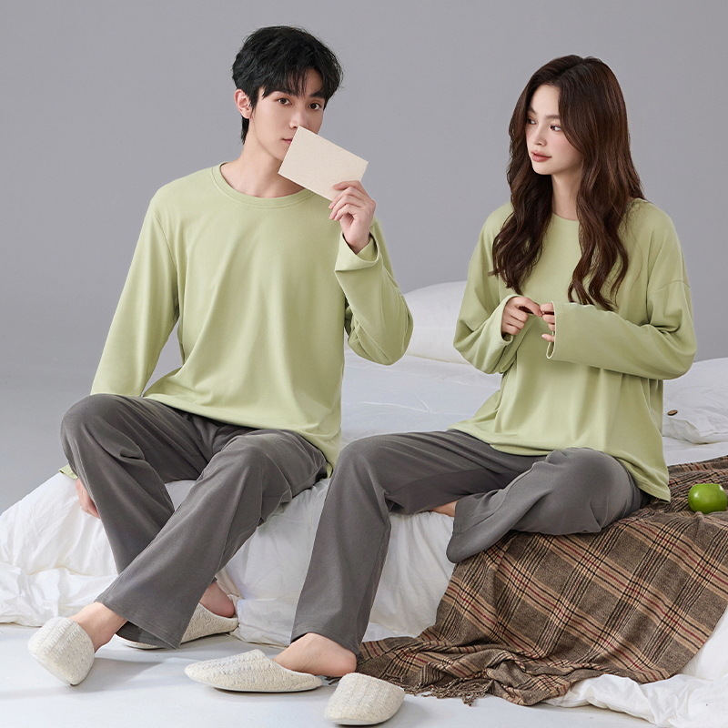 Pajamas de pareja otoño y invierno de ternudo catiónico de manga larga rayas oscuras de alta calidad caliente conjunto de ropa de hogar caliente