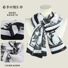 2026韩系棉麻丝巾女士文艺复古感防晒围巾百搭潮流大飘带植物花卉