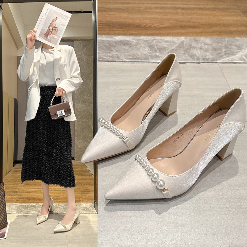 French Niche Design Feeling Elegant Pearl High Heels Not Tired Feet Bridesmaid Bride Wedding Shoes Pointed Thick Heel Single Shoes for Women