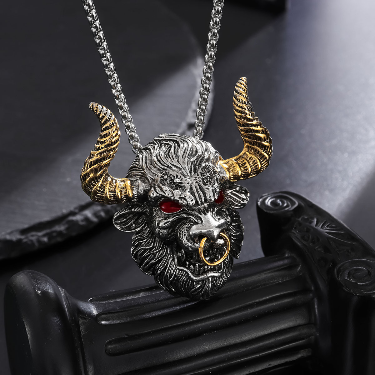 Hot-selling Fashionable Chain Necklaces With Pendants, Featuring Multiple Elements Distinctive Style That Adds A Cool_voghion.com