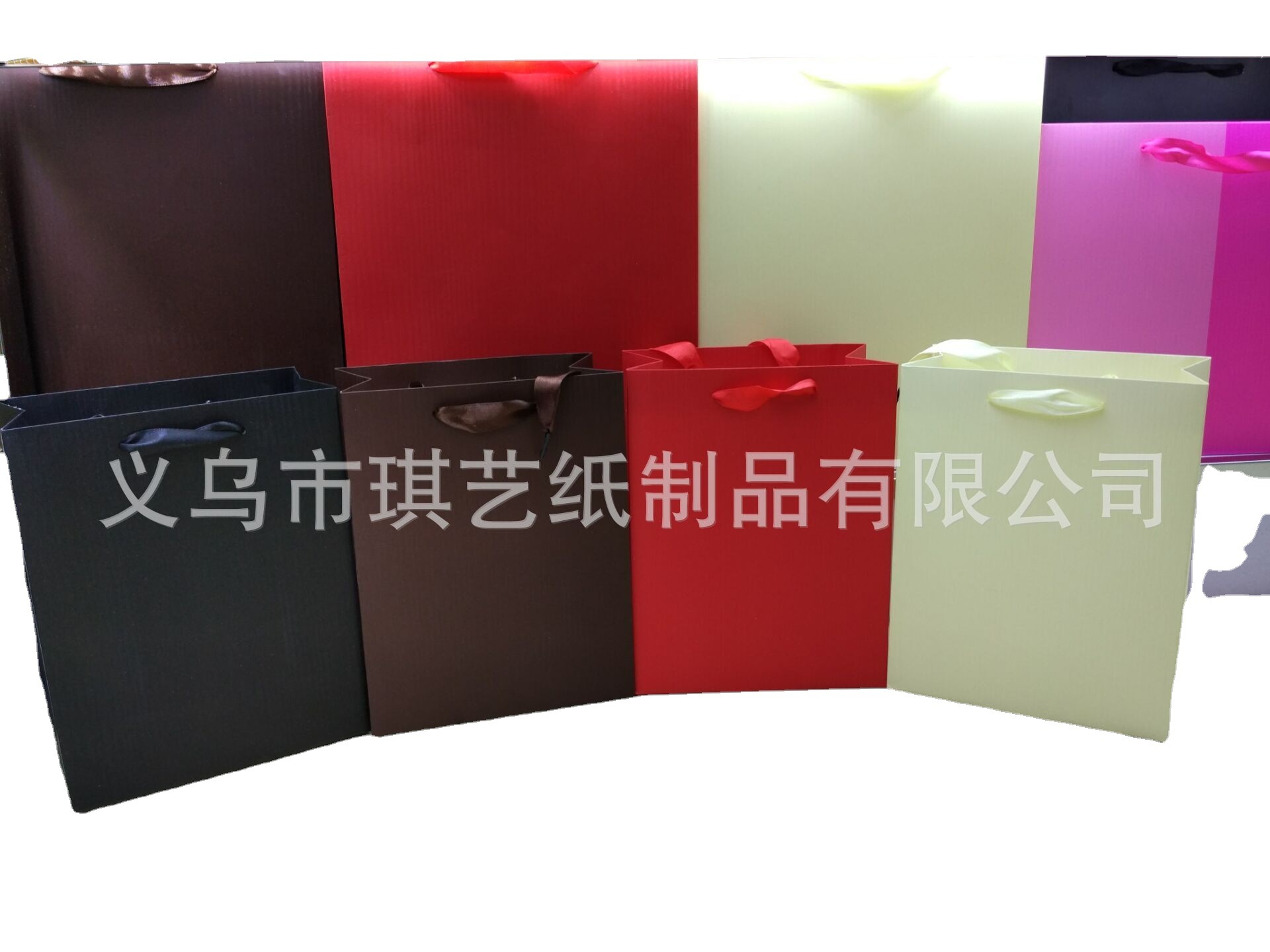 各种规格白卡纸购物袋铜板纸礼品袋