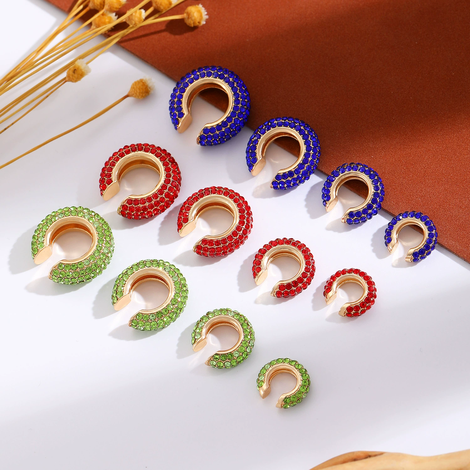 Retro fashionable nail sequins, earrings, trend ear clips, European style, simple and elegant design, no pierced ears