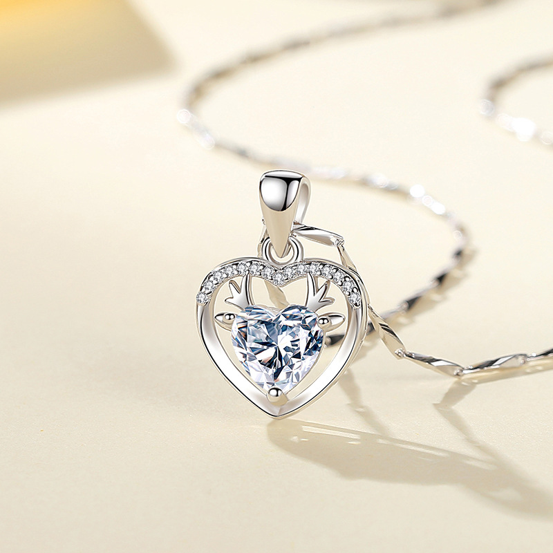 S999 colgante de plata esterlina plata pura mujer Yilu Road tiene su clavícula sentido del diseño cumpleaños Día de San Valentín collar de regalo