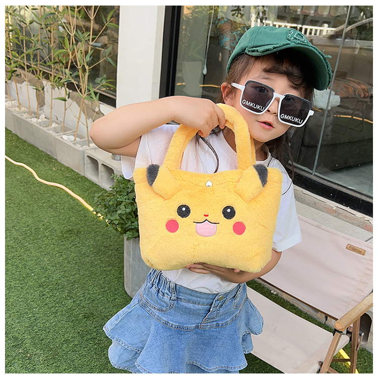 2023 Fashionable and cute cartoon doll small shoulder bag, plush toy single-shoulder crossbody bag, student hand-held mobile phone bag undefined