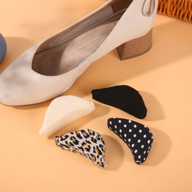 High Heel Shoe Inserts with Sponge Padding to Adjust Size, Available in Black, Nude, and Leopard Print Designs High Heel Shoe Inserts with Sponge Padding to Adjust Size, Available in Black, Nude, and Leopard Print Designs
