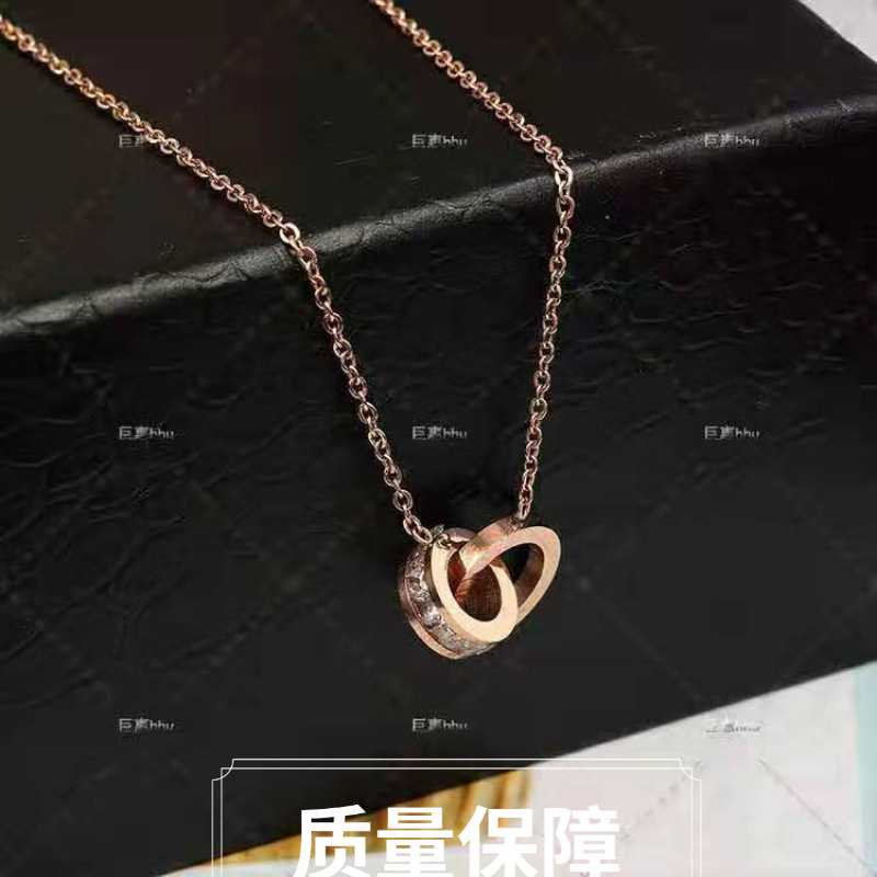 双环扣钛钢玫瑰金项链女个性锁骨链气质简约吊坠项饰独特