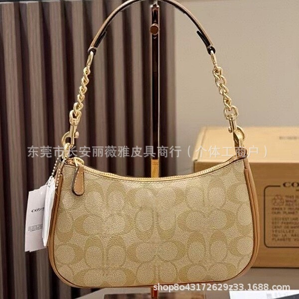 Coach Classic Teri25 Versatile Monogram Single Shoulder Underarm Chain Mahjong Bag Crossbody Commuter Handbag for Women