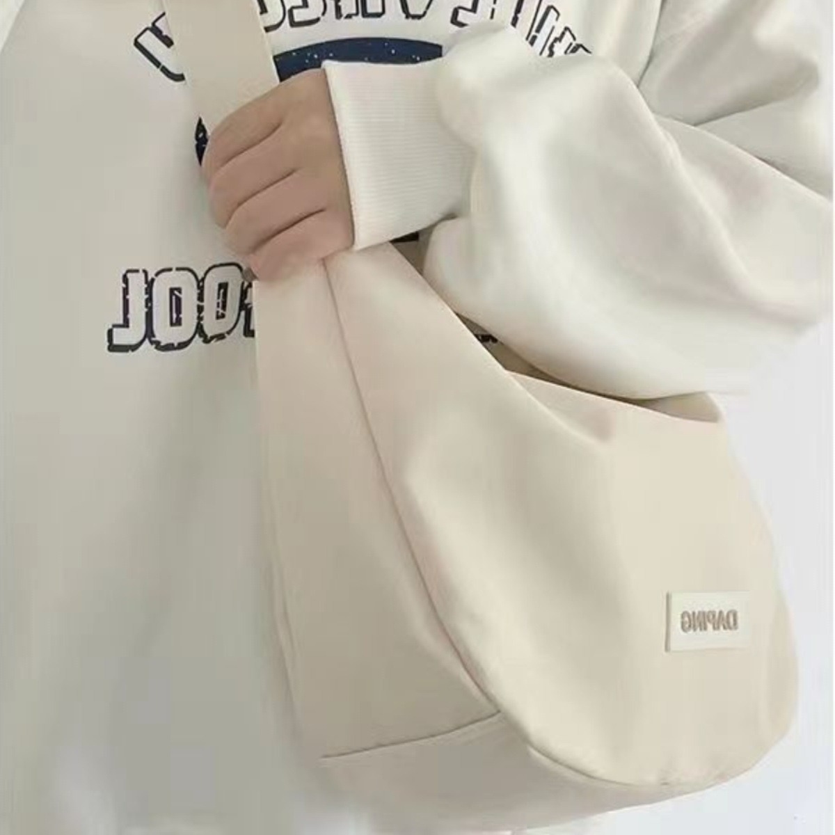 Waterproof nylon solid color fashionable one-shoulder bag
