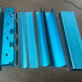 轻钢龙骨;其他吊顶材料