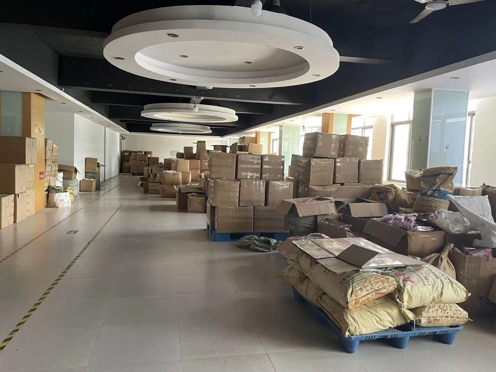 Başlangıç ​​seviyesi 8 parçalı mini makyaj fırçası seti, göz farı fırçalarının tam seti, taşınabilir yumuşak kıllı sekiz parçalı makaron güzellik araçları